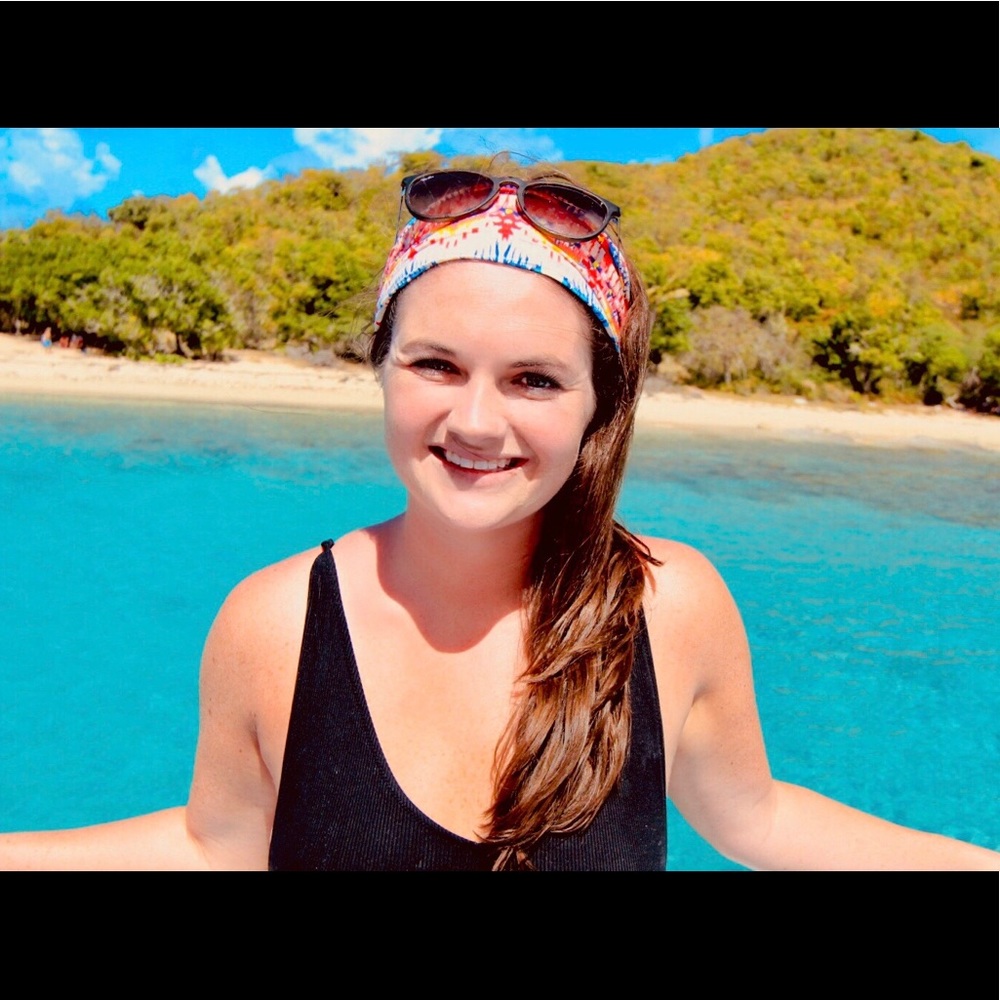 Meet your Posher, Cara